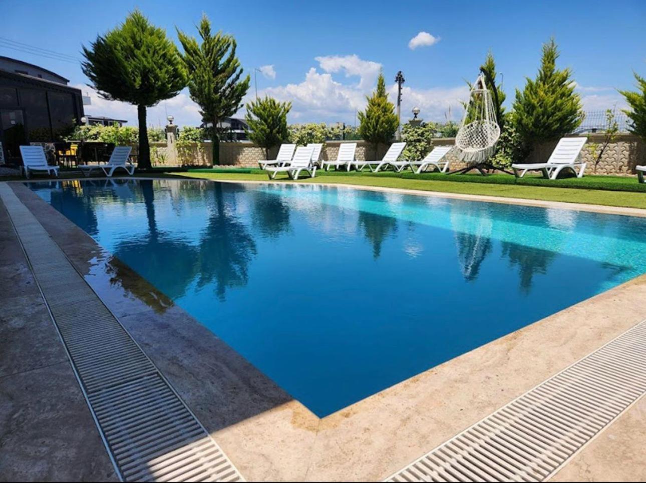 Gardenya Lara Suit Hotel Antalya Ngoại thất bức ảnh