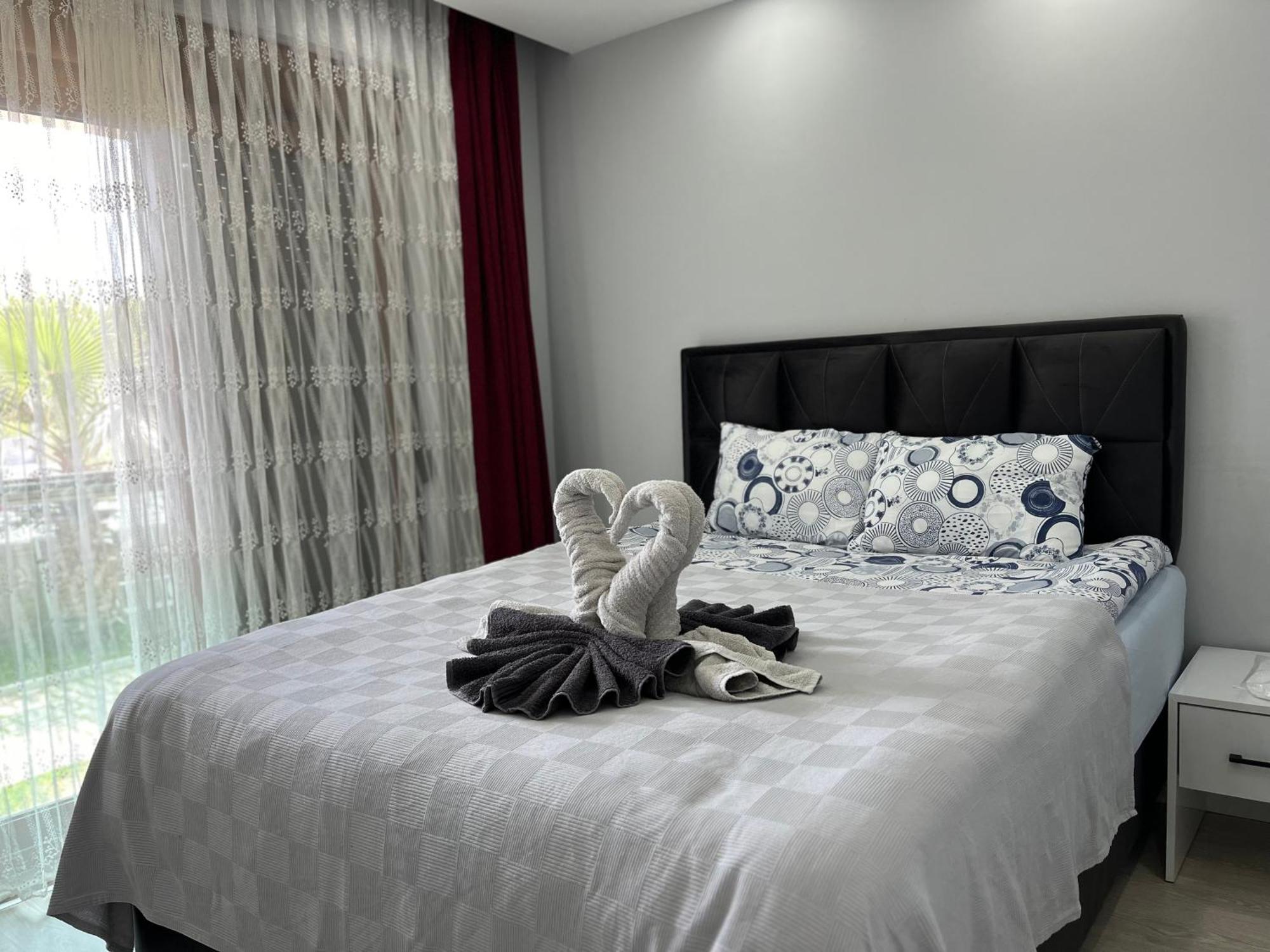 Gardenya Lara Suit Hotel Antalya Ngoại thất bức ảnh
