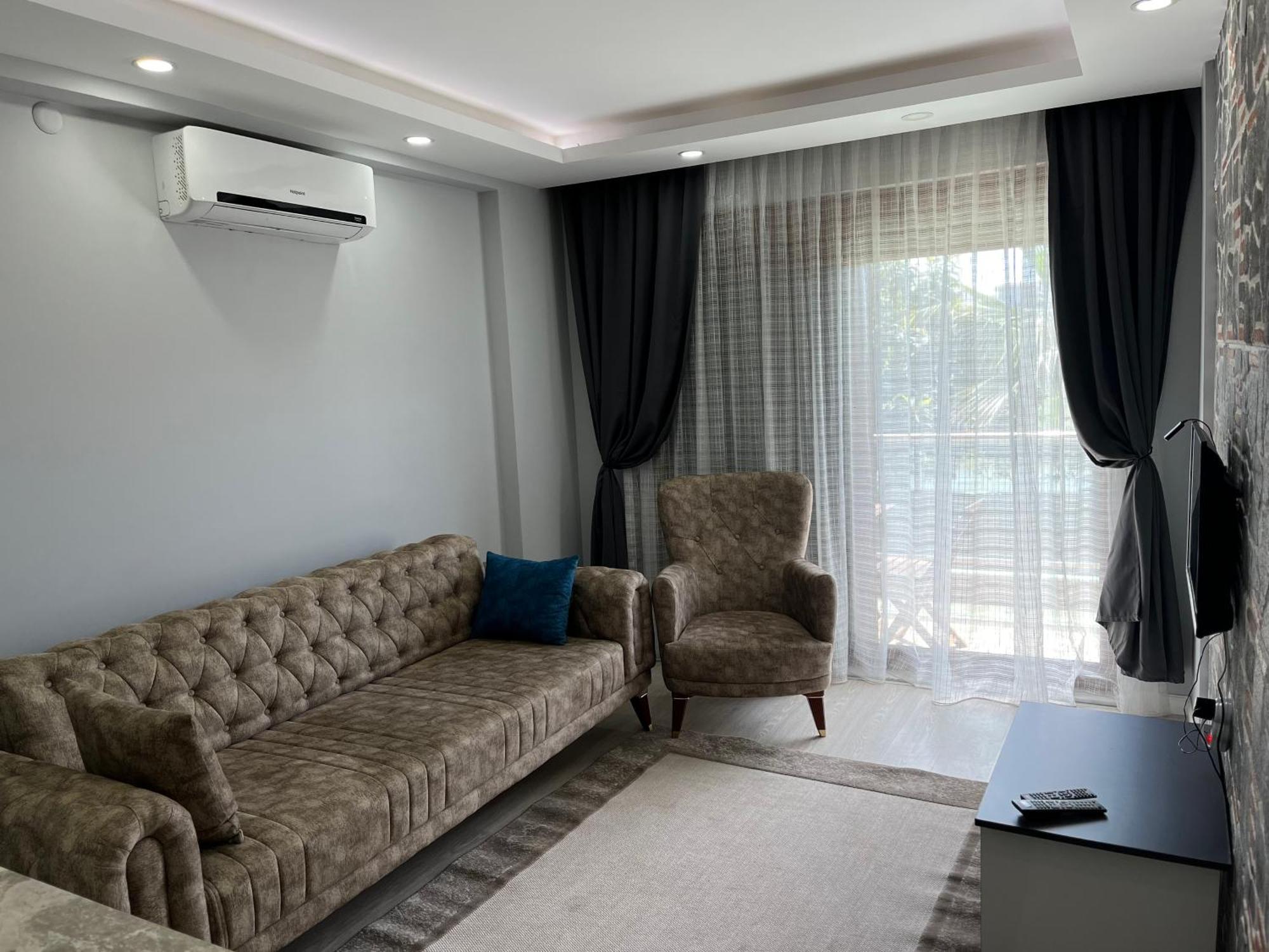 Gardenya Lara Suit Hotel Antalya Ngoại thất bức ảnh